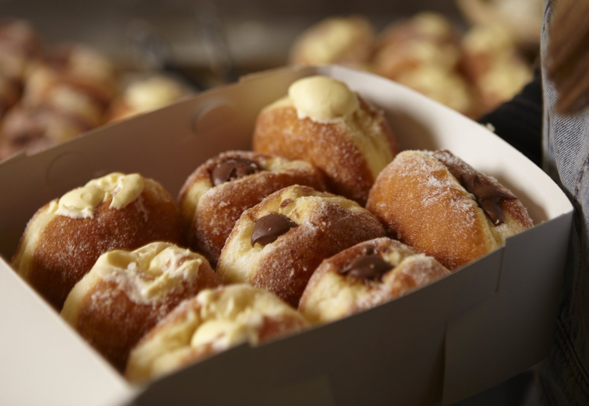 We are delighted to announce that we have an opening date for our Neal's Yard store! See you on FRIDAY 21st SEPT at 8am for all your doughnut needs! And watch this space, we have something special in store on the day!