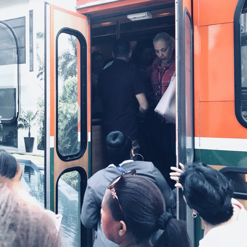 NicolaHM's tweet photo. No trains going south due to technical problems. But where the heck is the promised shuttle service? Poor #miamitrolley gets crowded instead. @StreetsblogUSA @IRideMDT #miamidadetransit #metrorail #publictransport #commute #traffic #miamitraffic #fixmdt #metrobuses #miamishuttle https://t.co/m34B3UAohI