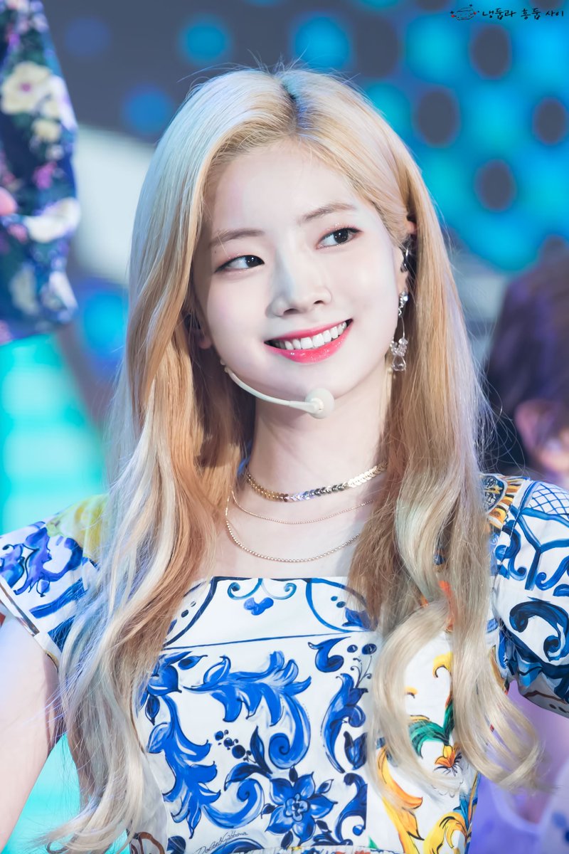 180908 KMW

#트와이스 #TWICE
#다현 #DAHYUN #ダヒョン