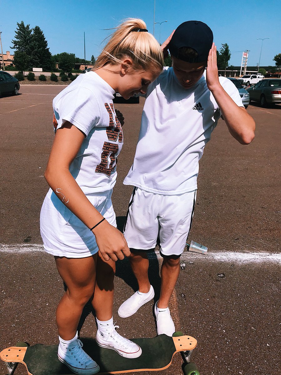 SarahSnelling14's tweet photo. Big happy birthday to my best friend on his 18th bday!!!! Thank you for being an extraordinary person &amp; loving me everyday. Hope you have the best day ever 💗 https://t.co/RHwMC9lc7Q