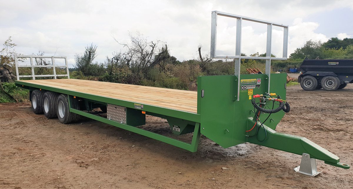 Stainestrailers's tweet photo. READY TO BE DELIVERED -36 Ft tri-axle bale trailer - for a quote on this or any other type of trailer please get in touch with us on 01805 623255, send us a message on FB or email your enquiry direct to kathy@stainestrailers.com.
#bespoketrailers
#stainestrailers https://t.co/Ye89GLovc3