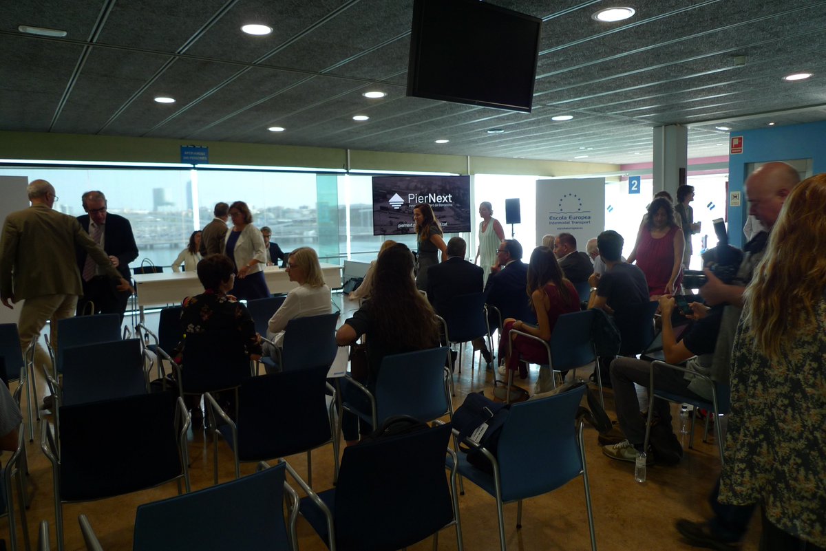 ¡Primera hornada de la temporada! 
Se trata de #PierNext, un hub de conocimiento sobre innovación del <a href="/portdebarcelona/">Port de Barcelona</a> que se ha presentado hoy a los medios - bit.ly/2xhCfu5