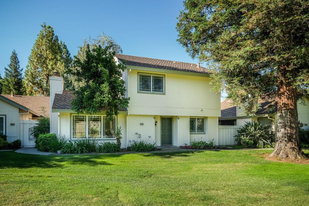 djsseriously's tweet photo. Fall in love with this 3 BD/ 3 BA in Sacramento. Call, text or direct message me for more info.  https://t.co/DCIs84kr0N https://t.co/akLVw4yQgu