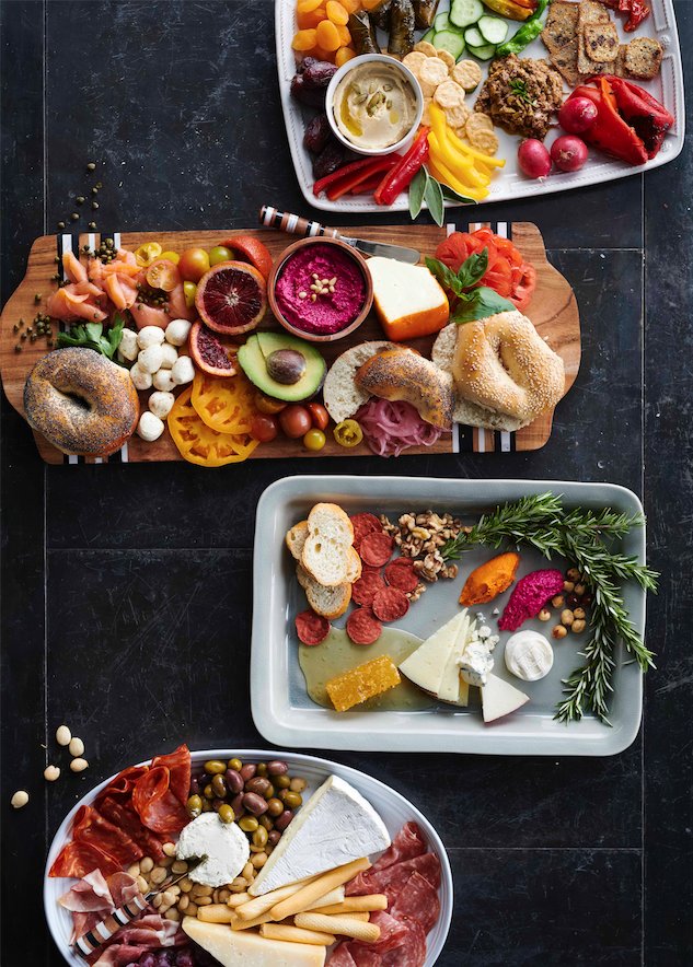 Whether you’re craving a bountiful breakfast spread or a classic charcuterie, our serving boards are ideal for harvest hosting!
#ServingBoards #Platter #Juliska #appetizer #spread #horsdoeuvres