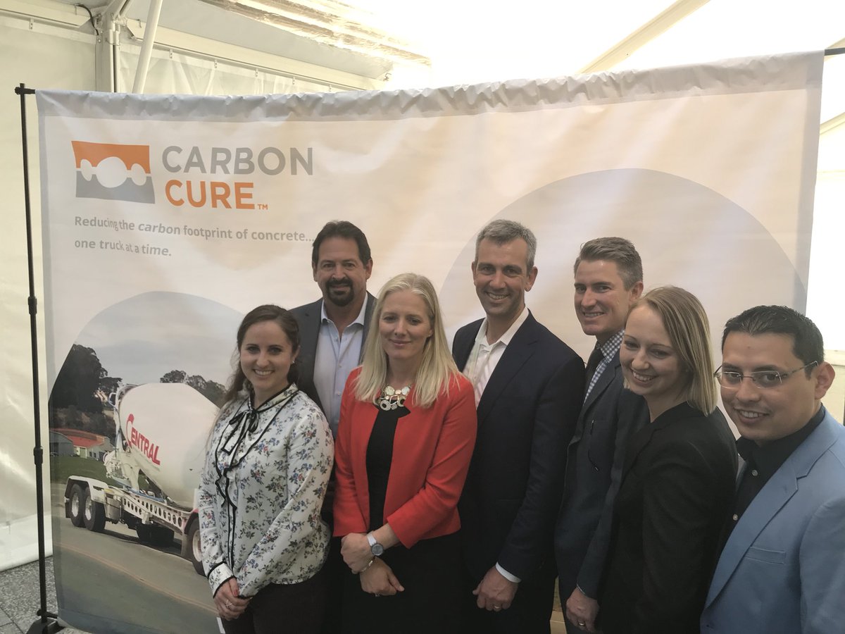 CarbonCure's tweet photo. Great catching up w @cathmckenna in #SanFrancisco at #GCAS2018. Since her plant visit last year we’ve expanded to 8 #concrete plants in the Bay area. 🇺🇸 🇨🇦 cleantech success. #StepUp2018 https://t.co/nppvbft2de