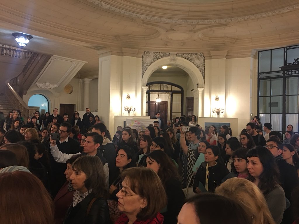 Community is an important aspect of human life, this is something that for many years has been disintegrating. We have created frontiers, built walls, tried to divide and conquer. Volunteering is a way 2 decolonize our thinking, 2 return 2 the creation of a global community (vl)