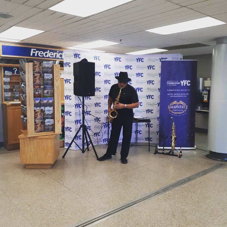 freckledevents's tweet photo. Today’s the final day of the @yfcairport Harvest celebration. Stephen Lifsches is playing the sax for us! #MyHarvest https://t.co/ObMAu35JRU