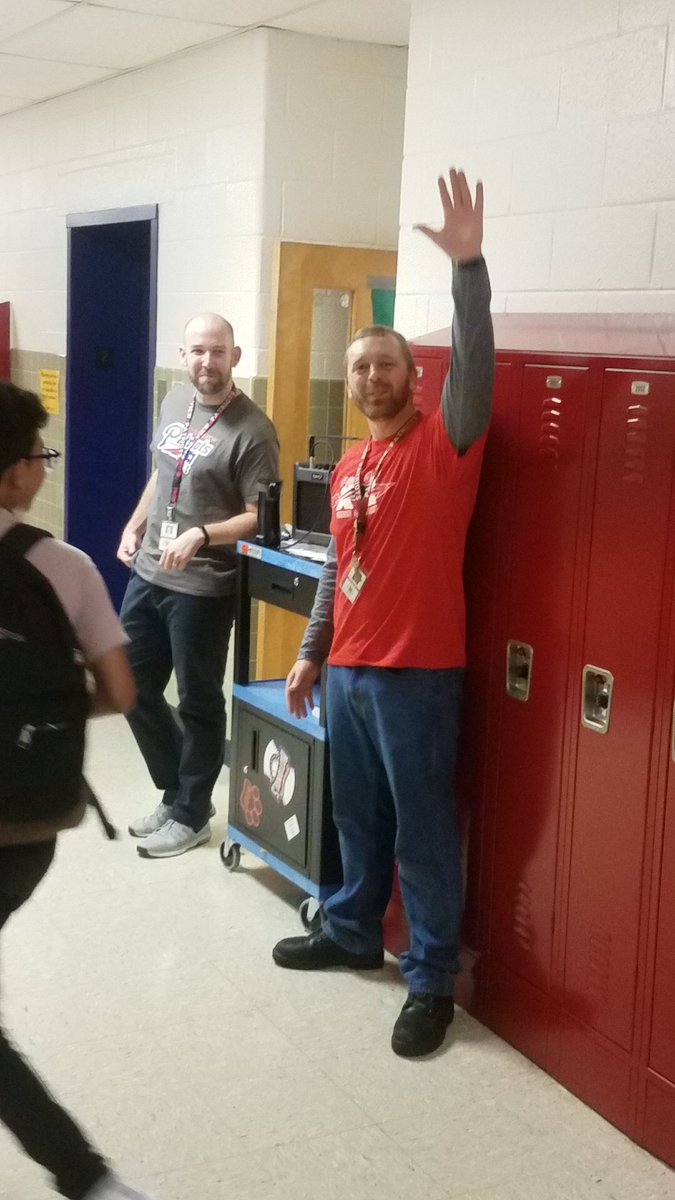 Thank you @PVvereb, Mr. Poth and @picme2teach for “Hi Five Friday”! Way to get PVHS students ready for a great day of learning! <a href="/Park_View_HS/">PVHS</a>