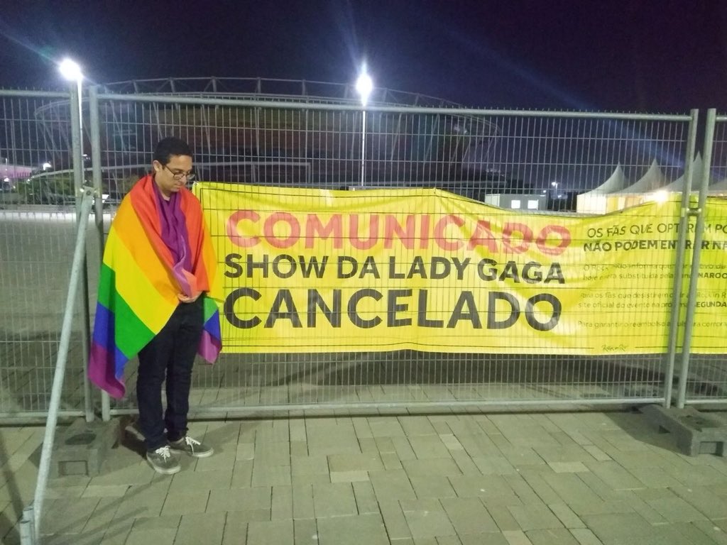 LG_Views's tweet photo. Lady Gaga cancelled her show at Rock In Rio in Brazil, 6 years ago today. 😢🇧🇷
#DevastatedDay https://t.co/dEgcRTX7nz