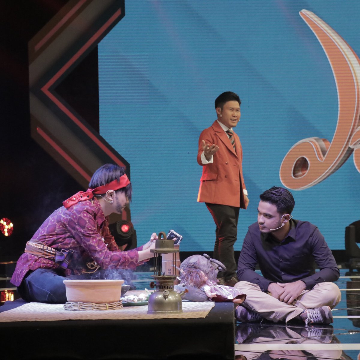 tv3malaysia's tweet photo. RT untuk #DaiAdam #DaiTV3 https://t.co/bi6jFzQHdu