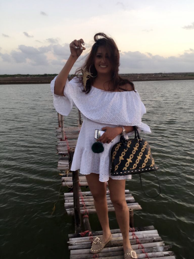 BRINDAPAREKH's tweet photo. #surat #prawns #prawnfarm #prawnfarming #socool #instaprawn #instapictures #instaexcited #instagram #instagood #instafood #instafoodprawn #😜 https://t.co/xocc8W0qOP