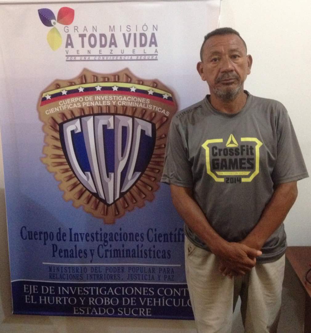 enlaccicpc_intt's tweet image. #CICPC-INTT Cumaná, en conjunto con el Eje de Investigación de Vehículos, logró la aprehensión de dos ciudadanos y la recuperación del siguiente vehículo SOLICITADO, Marca Chevrolet, Modelo Luv, color blanca, placas 12Y IAD. @DouglasRicoVzla @PRENSACICPC @CICPCPREVENCION