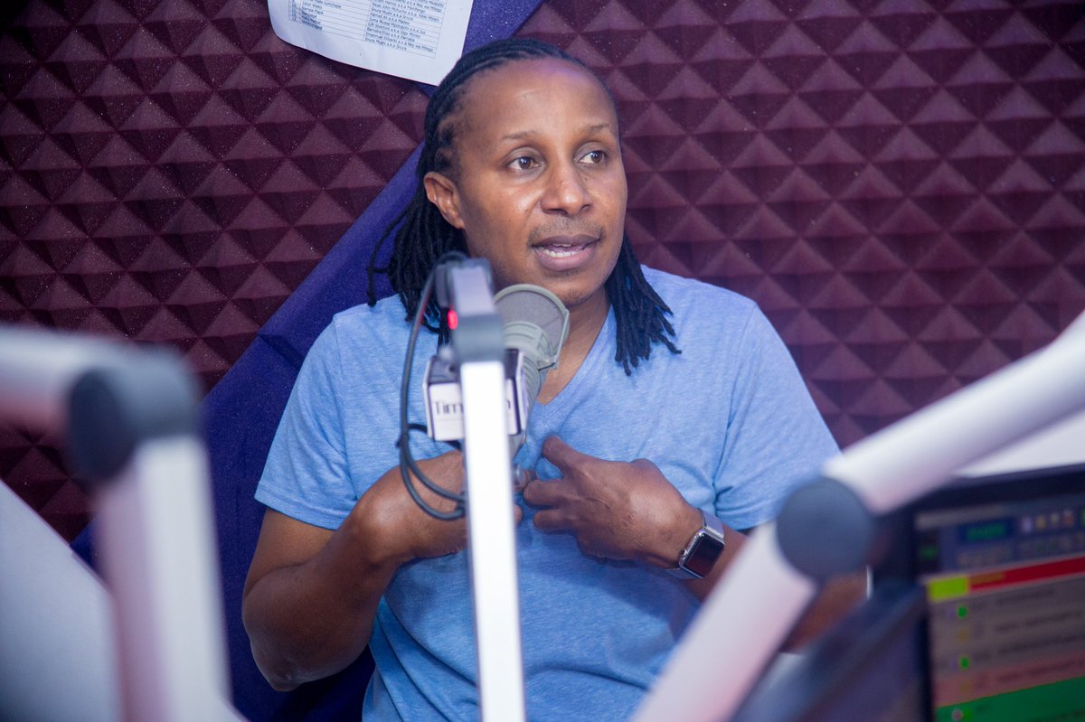 BongoStarSearch's tweet photo. "Bongo tunatatizo kubwa sana, mshindi akishapatikana hakuna record label ambayo inamchukua msanii kumuendeleza, kazi yetu sisi ni kuibua tu vipaji" - @masterjtz #thePlaylist #BSS9 #BSSkiwanda #BSSPigaHatuaJiongeze @startimestz #JembeFm #HitZone https://t.co/rRWn6IgxpG