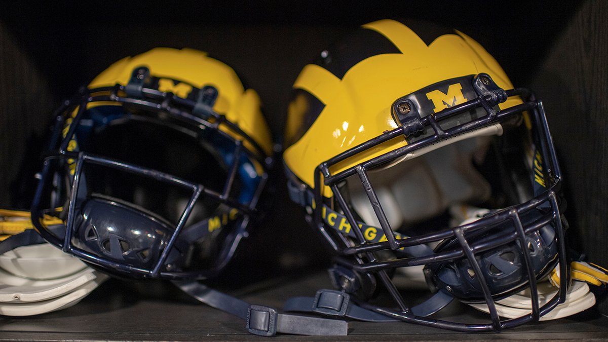 michiganalumni's tweet image. Later this month, @UMichFootball is heading to the Chicago area to take on Northwestern, and we're giving away two tickets to the game.

RT this and follow us for a chance to win.