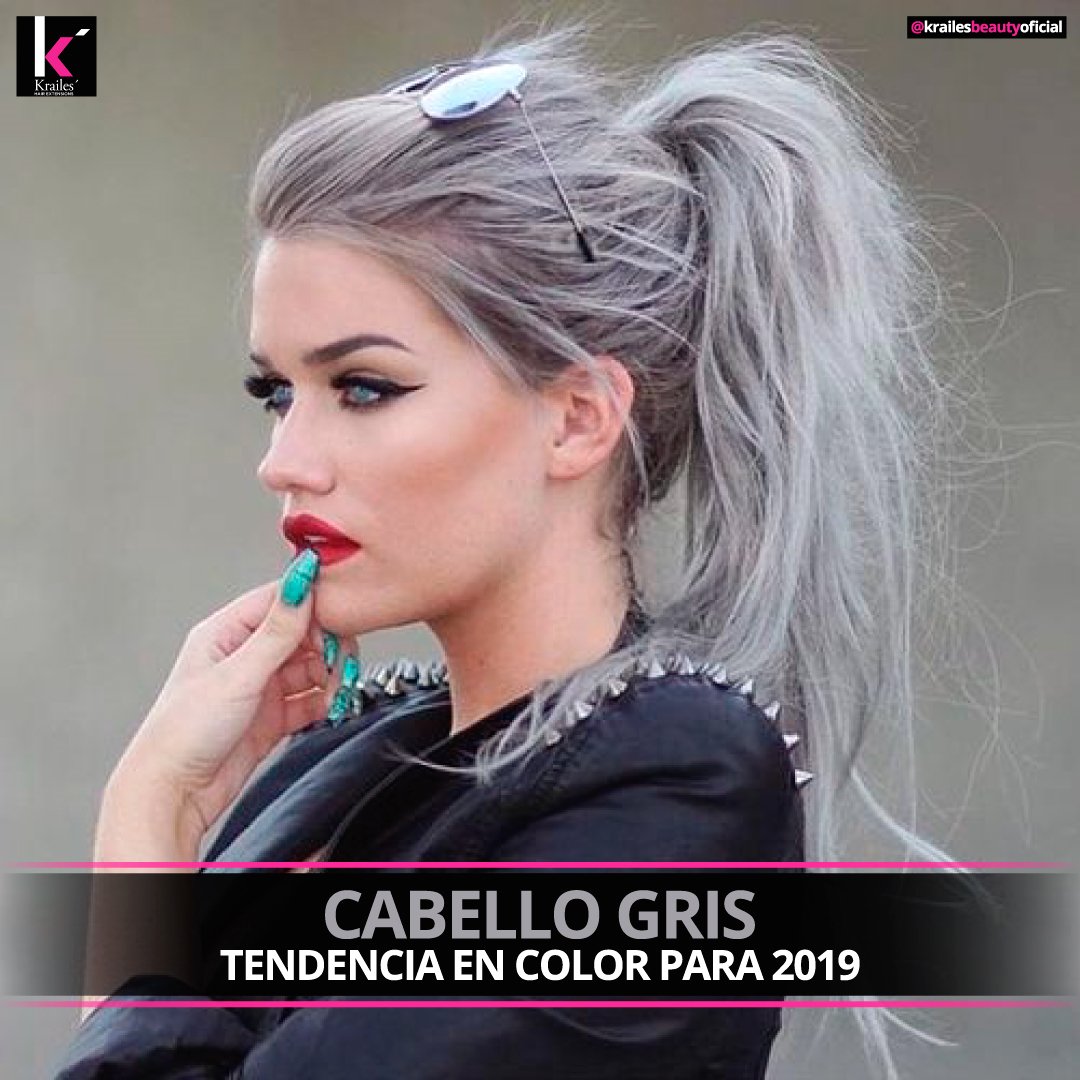 Una de las tendencia más de moda de belleza para esta temporada es le pelo gris 🙎‍♀ Esta nueva tendencia para el cabello viene directa desde Estados Unidos y se llama: granny hair. ☎ 718-731-2128 y agendemos tu cita. #Kraileshair #belleza #color