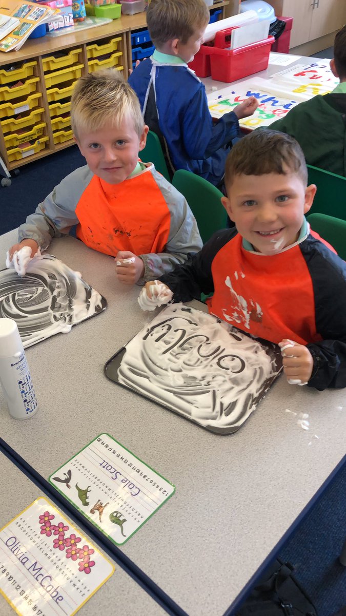 StMarysPS14's tweet image. Who said spelling was boring? 🤷‍♀️ P3/2 enjoyed their rotation stations earlier today. #commonwords