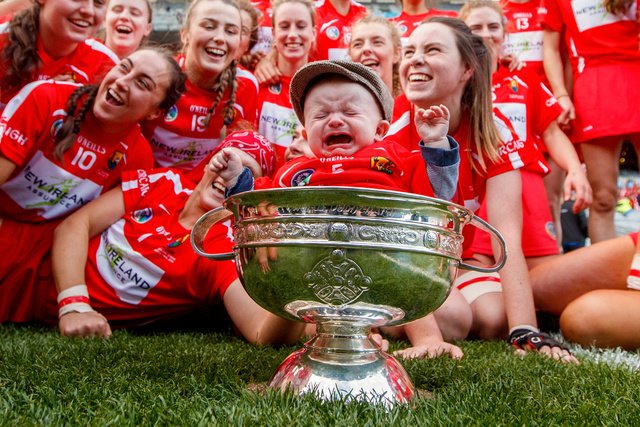 Vote for your favourite picture from last weekend!

-Dublin Captain Emer Keenan celebrates after making her comeback from injury. (❤)

-Leah West celebrates on the shoulders of her Cork teammates. (RT 🔁)

-Cork's youngest supporter shares the (noisy) celebrations! (Comment)
