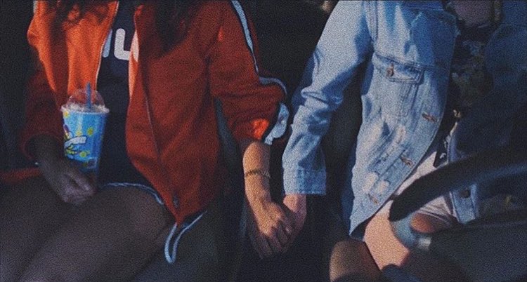 Iuvkcc's tweet image. quero muito esse casal na season 3