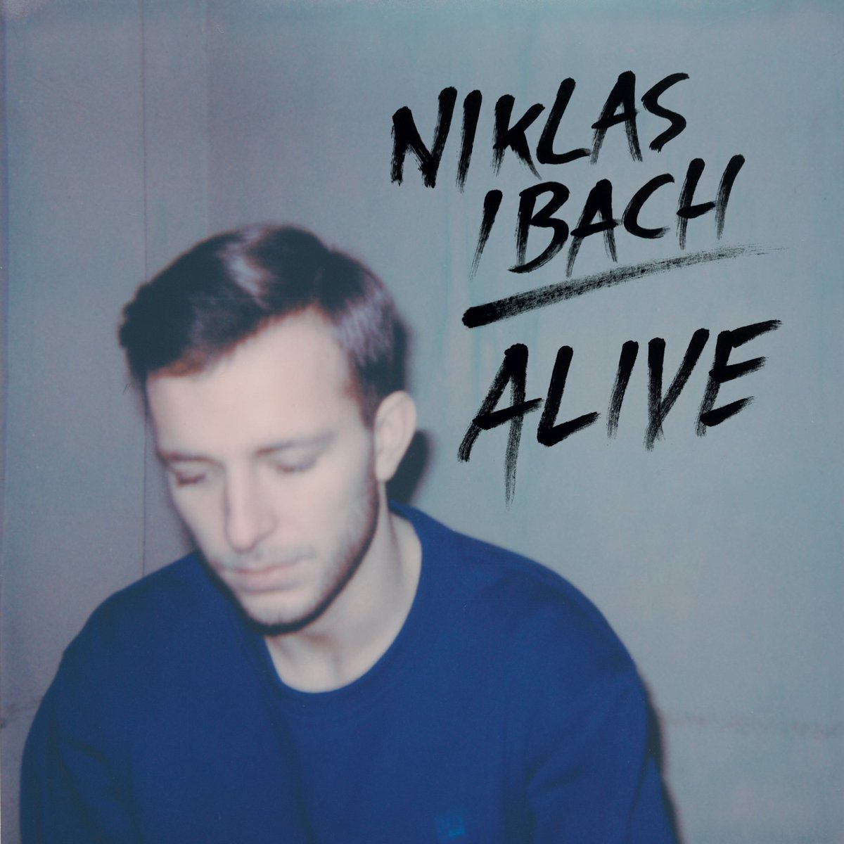 "Alive" was added to <a href="/SpotifyDE/">SpotifyDE</a> New Music Friday Germany. Best news when you're on vacation. Listen here: famed.lnk.to/AliveTW 
Sunny greetings from Portugal 🌞 #newmusicfriday #alive #spotify