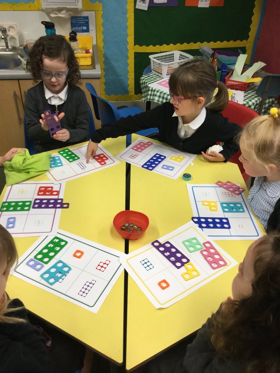 GoodlyburnPS's tweet image. This week Primary 1&apos;s number of the week has been 4. There has been lots of fantastic number work with recognising, sorting and counting whilst using numicon. @Numicon #numicon #developingstrategies #skills #learningthroughplay #activelearning