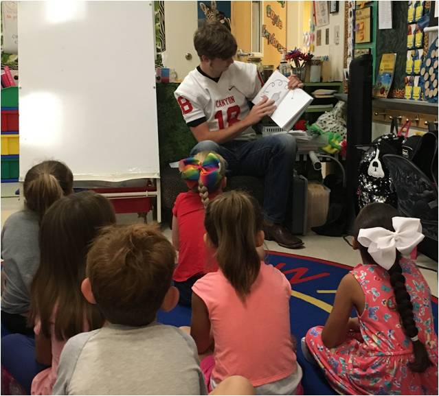 FreiheitLibrary's tweet photo. We ❤️ our Friday Football Friends from the CHS varsity football team! They are great role models because they are great READERS! @FEScomal, #teamFES, @canyonhscougars, @CISDnews https://t.co/xSSZ9gCU5t