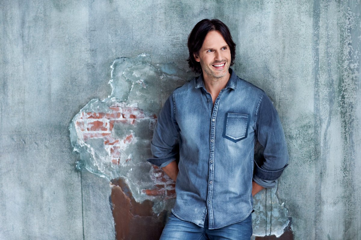 Breng jouw hormonen in balans! 
Minder klachten, meer energie en nog een mooi lijf ook...
Ralph Moorman geeft jouw Tijdens de Ladiesnight Deluxe op 6 november praktische tips om jouw hormoonklachten op te lossen! Tickets voor de Ladiesnight: shop.link2ticket.nl/S/Chan/A1hXcUM…