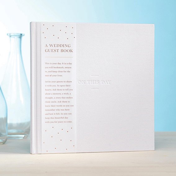 The perfect wedding guest book for a perfect wedding 👰 🤵 💕#weddings #wedding