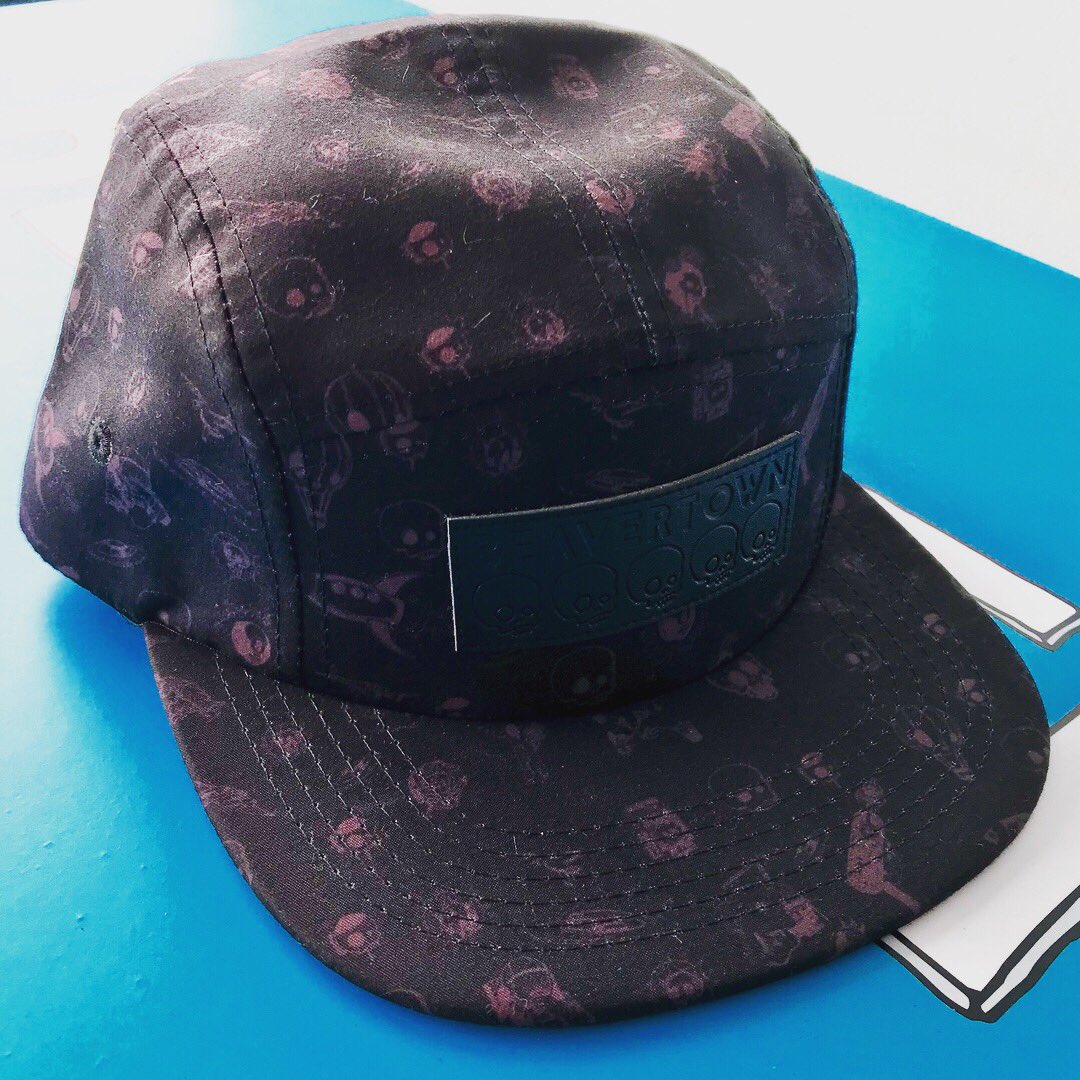 BeavertownBeer's tweet photo. If you missed out on the Merch at the Extravaganza this year then weβve got you sorted! All of the merch for sale at the event is available on our webshop while stocks last #Beaverex18 https://t.co/6VysD8WWuh