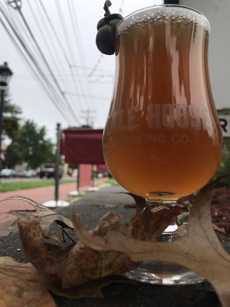 NaleHouseBC's tweet photo. Spicy and fruity esters pair perfectly with the change in season! Patio is open this evening!! #saison #backtoschool #backtobeer https://t.co/nxW8v2wSG3