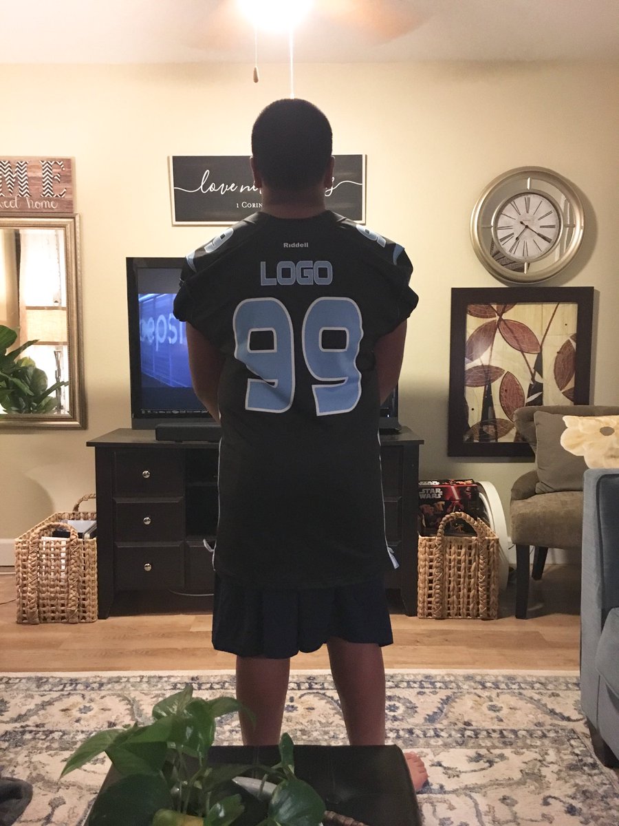 CoachLogo's tweet photo. Proud moment for a dad, playing your first tackle football 🏈.  Its not just the name in front of your jersey , it’s representing your family name on the back of your jersey! Be Thankful, Be Coachable, Be A Good Teammate! Good luck this season!  #LiveAlohaPlayWarrior ❤️🌈🙏🏽🌴 https://t.co/Ecc4fM4Qvt