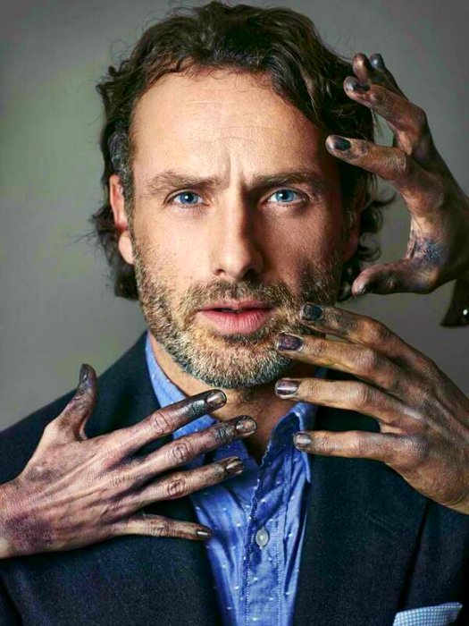 Happy Birthday à Andrew Lincoln qui fête ses 45 ans aujourd\hui.    