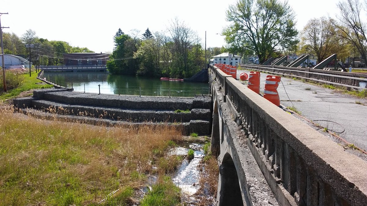 BryantEngineers's tweet photo. We are the MBE/DBE sub to LaBella Associates in Rochester, #New York for Locust Street Bridge. We completed #design #survey #mapping & right-of-way services for Phases I-VI on this #bridge that runs over the Cayuga-Seneca Canal. #FeatureProjectFriday https://t.co/Fk9dQyc7U3
