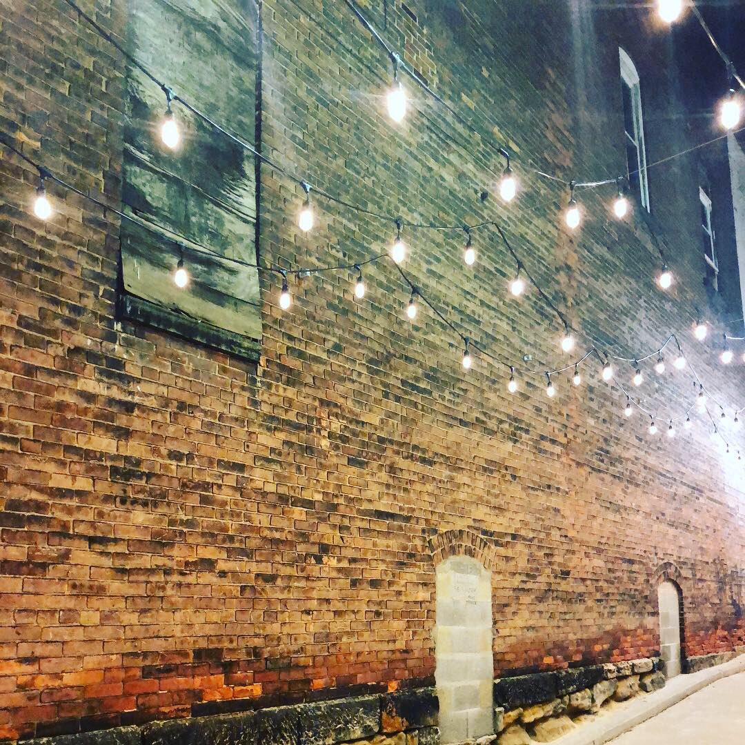 CityOfWadsworth's tweet photo. The downtown alley is newly strung with Edison lights! Thanks to the Electric Department!
#CityofWadsworth #AlleyLights #ACommunityUnmatched #DowntownWadsworth #WadsworthOhio #HistoricDowntown #EdisonLights https://t.co/17IlAr8R4u