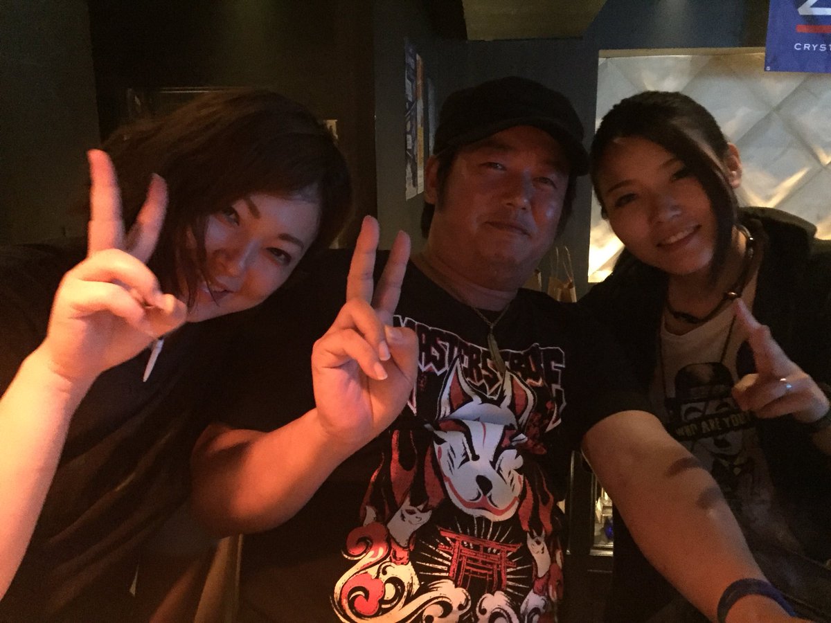 1224BlackDragon's tweet image. 日付は変わってしまったけど今日は梨沙の誕生日祝いにちょっとだけ渋谷のcollectionに顔出した(・ω・｀)
 
#DartCollection
#松本梨沙 
#檜山亜沙子