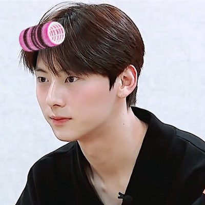 2redboyz's tweet photo. จริงๆผมน่ะเป็นแมะออกสาวรู้หมือรัยย #NewProfilePic https://t.co/qspN2aaBzp