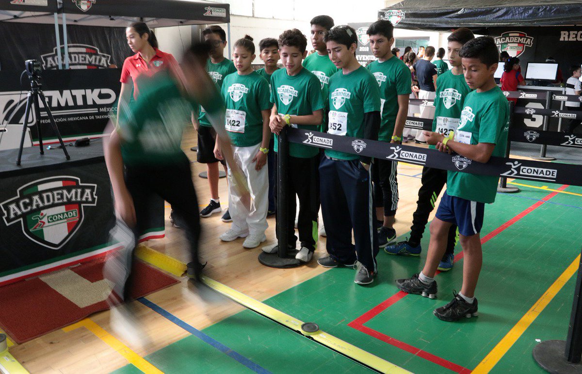 conadeoficial's tweet image. #AcademiaCONADE 🥋 Buena asistencia en el COMUDE León. Los aspirantes ya arrancaron con las pruebas y están listos para demostrar todo su talento. Es importante que hagan su mayor esfuerzo, pero también que se diviertan. #SomosLosPróximos