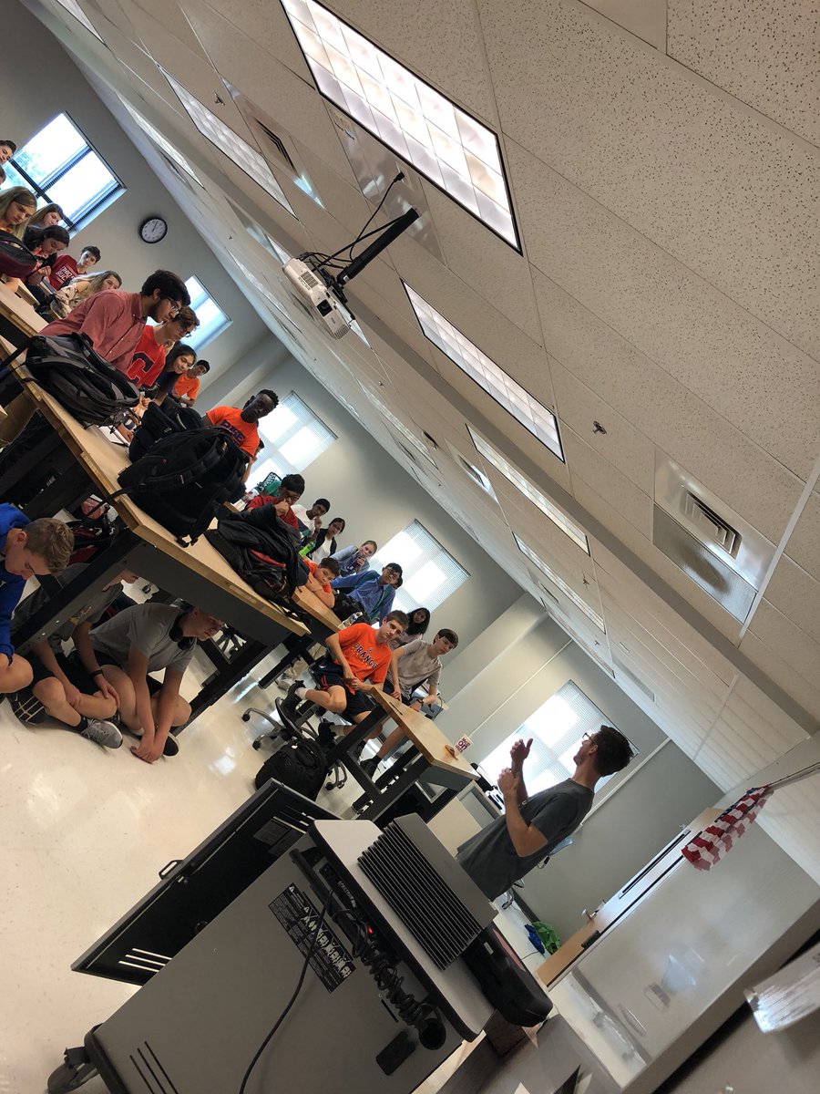 OlenAcademy's tweet image. Knockout Concepts Guest Speakers @Knockout3D Jake and Brooks talk to freshmen on STEM Flex Friday #3DSoftware #ScanningIsAToolToCustimFitProucts #SoftwarePipeline #RealWorldApplicationandWorkflow #PoweredbyKnockout