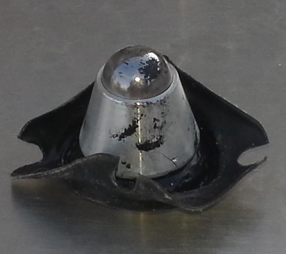 AeromotiveFuel's tweet photo. Want to know why you shouldn’t buy a knockoff car part? This is why. This knockoff regulator’s diaphragm melted and it shot fuel out the vacuum port and all over the engine. Thankfully, nothing caught fire. #aeromotive #ebay #counterfeit #knockoff #buylegit #safetyiskey https://t.co/WRYpg95xYV