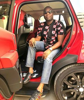 WanyeTim's tweet image. 