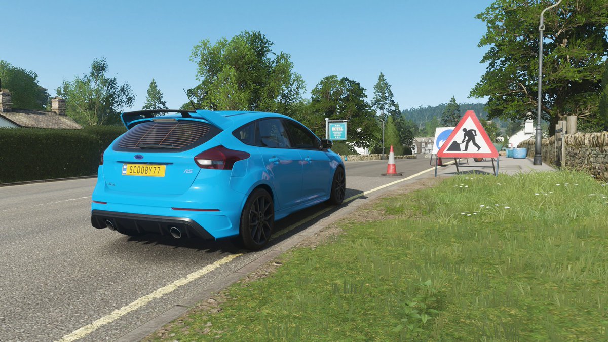 Baldock77's tweet image. For those who haven&apos;t visited the UK, roadworks are a common sight! #ForzaHorizon4Demo #XboxShare