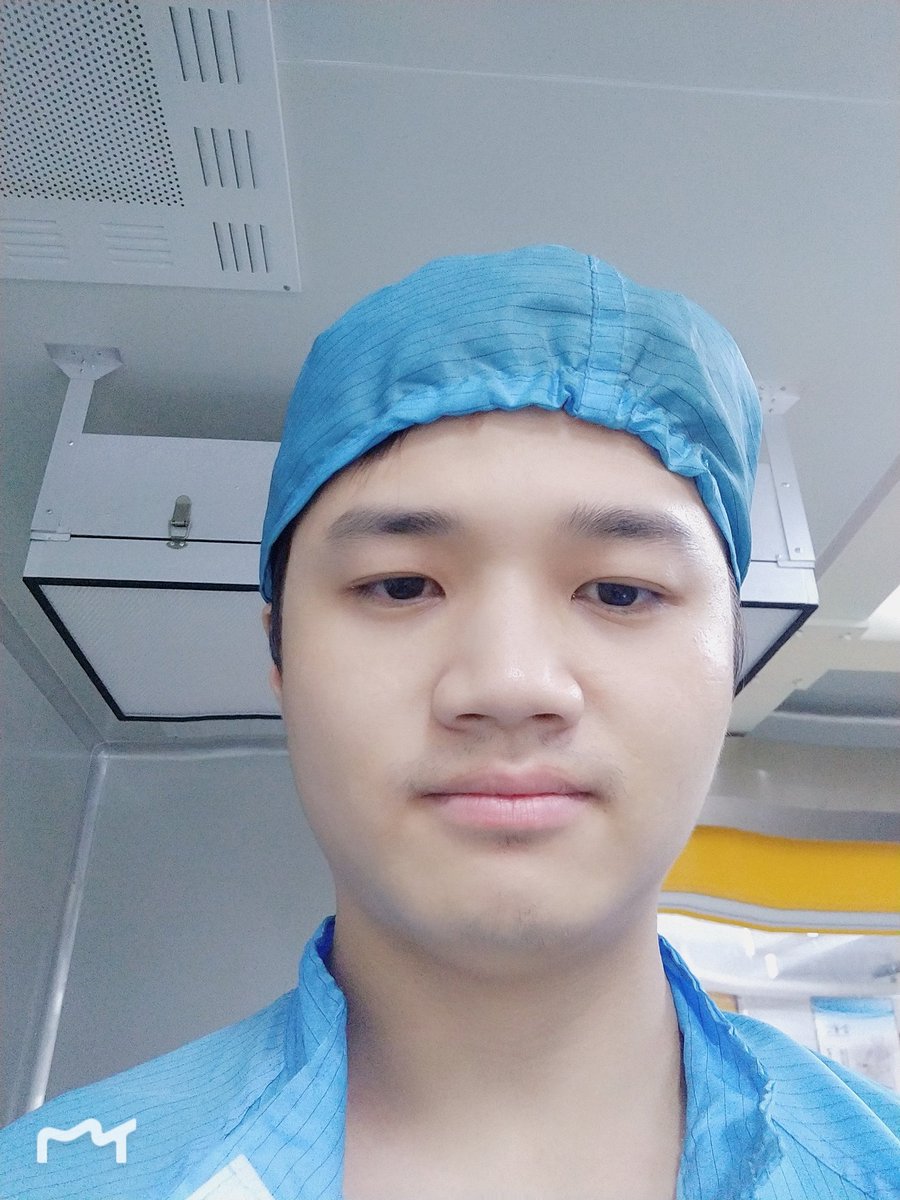 aimer_huihao's tweet photo. 加班的时光总是漫长的😭 https://t.co/Fmp7KlGeOG