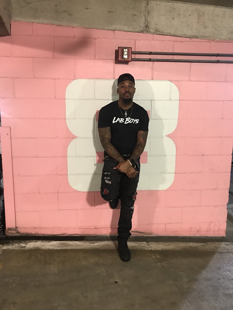 Made_Man_5's tweet image. Of course the creator gon always rep the set #TheLab #LabBoys