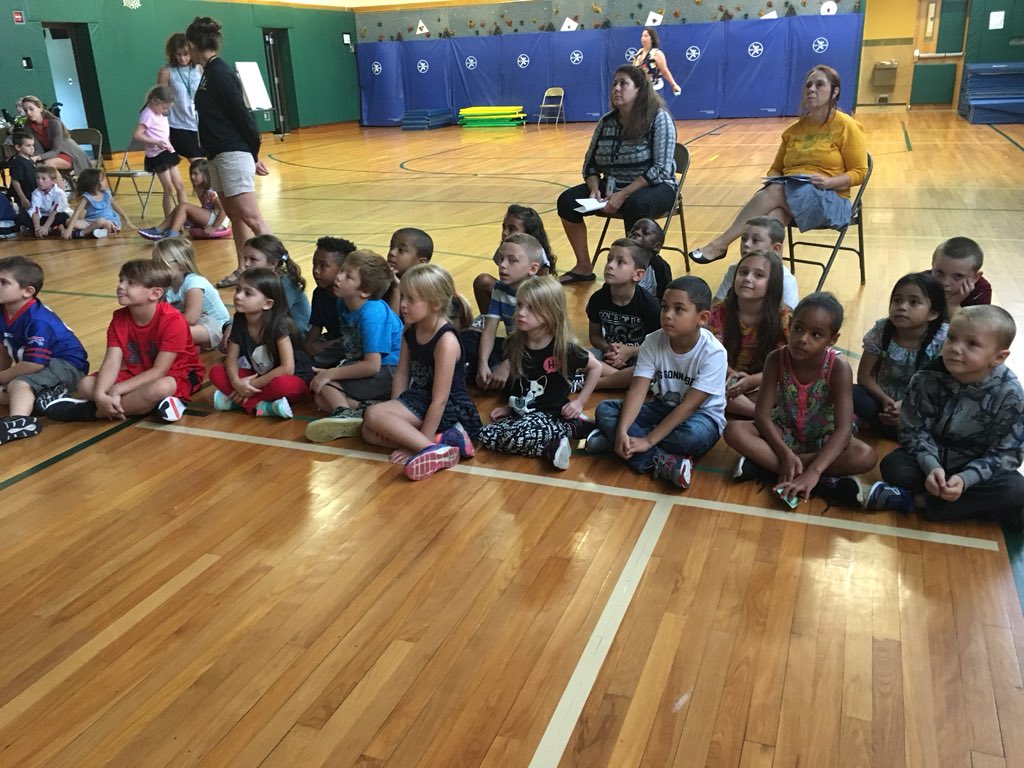 GansPrincipal's tweet photo. Gans 1st graders learn how to act safely and responsibly during an assembly at our PBIS kick off. https://t.co/PcPEIkgFIx