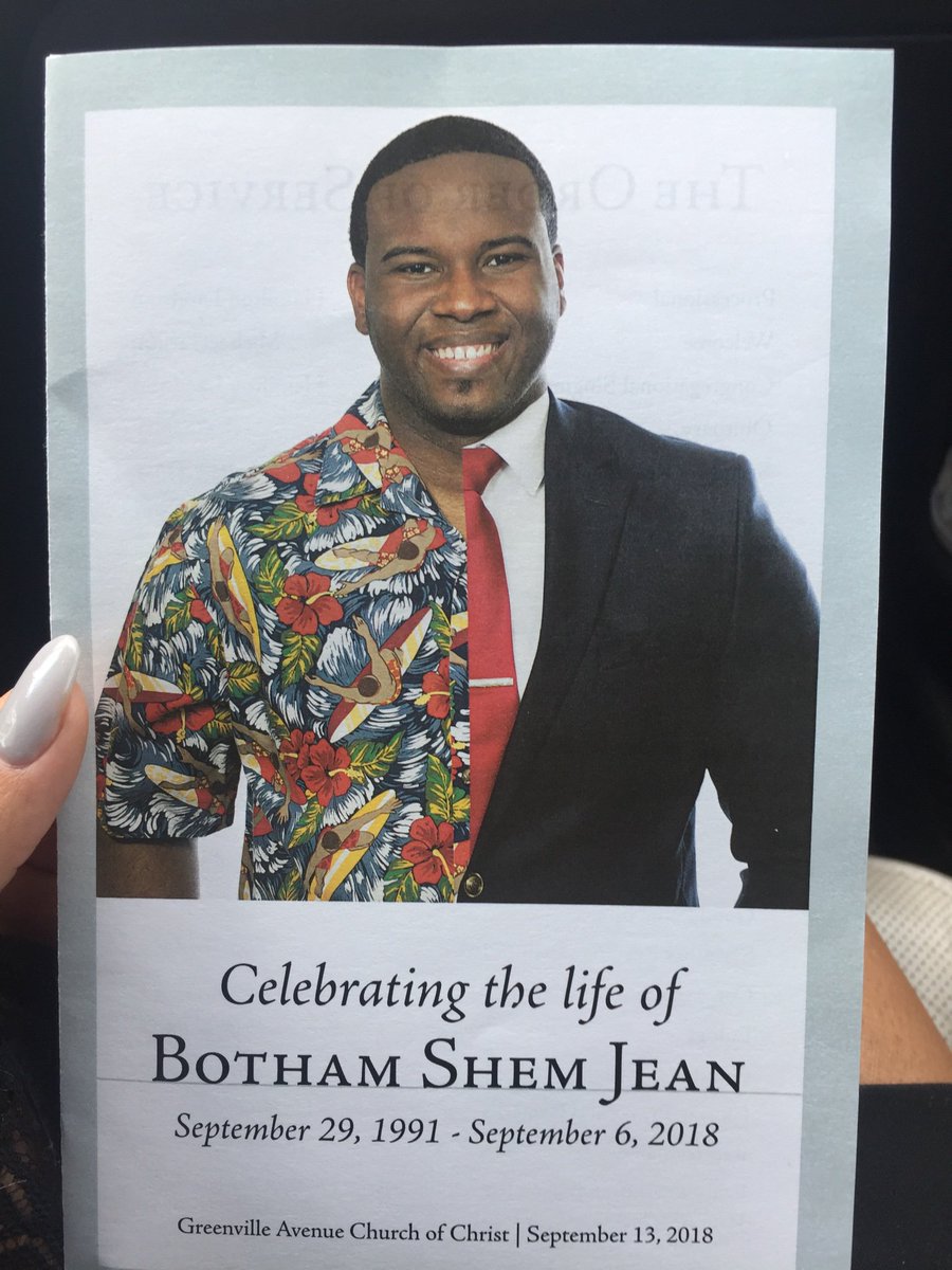 _amandamore's tweet photo. Yesterday at #BothamShemJean ‘s funeral. 😔🖤 Gone unnecessarily soon. #JusticeForBothamJean https://t.co/DEjHJvGbwK