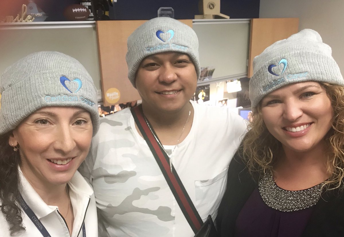 Getting ready for winter in Ottawa with our @CeridianCares toque! Calling all Ceridianites to pick yours up today to support #CeridianCares @Ceridian