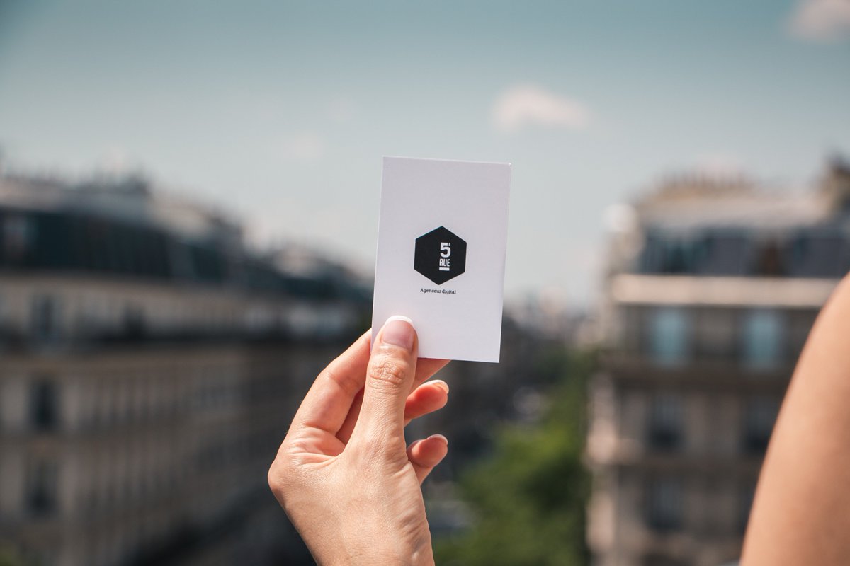 5eRUE's tweet photo. [ON RECRUTE] 5eRue recherche deux super consultant.e.s junior (aux profils complémentaires) :
Un.e consultant.e « Social Media management » ➡️ https://t.co/Rq9Vs92QoQ
Un.e consultant.e « Veille et gestion sensible » ➡️ https://t.co/YHI1JUJM87
On a hâte de vous lire 😊 https://t.co/g0vwgNqPxc