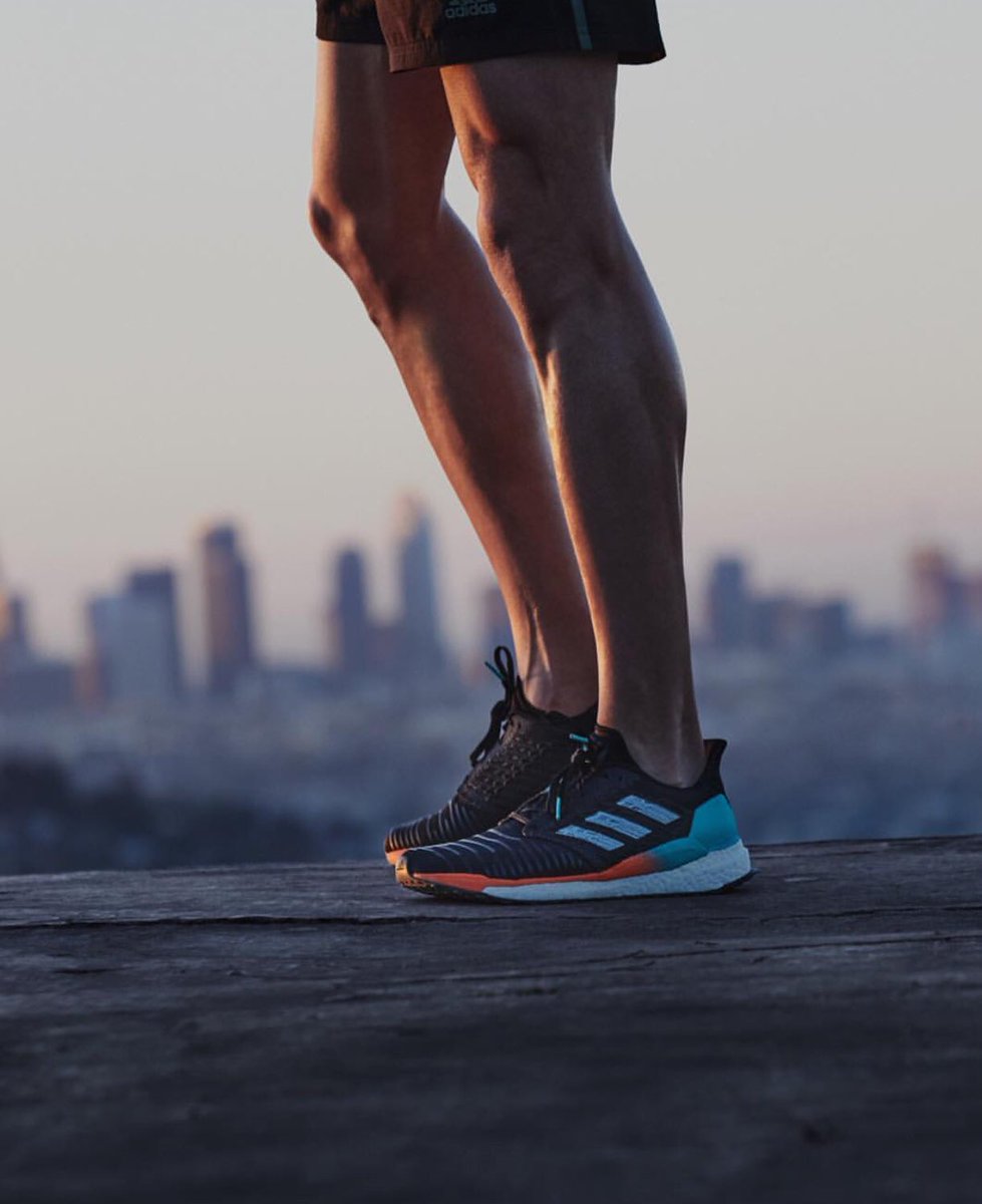 run_maniak's tweet photo. Domina la ciudad con tus Adidas Solar Boost @adidasrunning #running #adidas #runmaniak https://t.co/TZ2kT2Lo1i