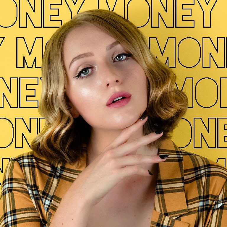 To get in to that #FridayFeeling why not listen to my sister's new single #MONEY open.spotify.com/album/6u7VXClb… She has put her blood, sweat and tears in to this so please do give it a listen #newmusic #friday #friyay