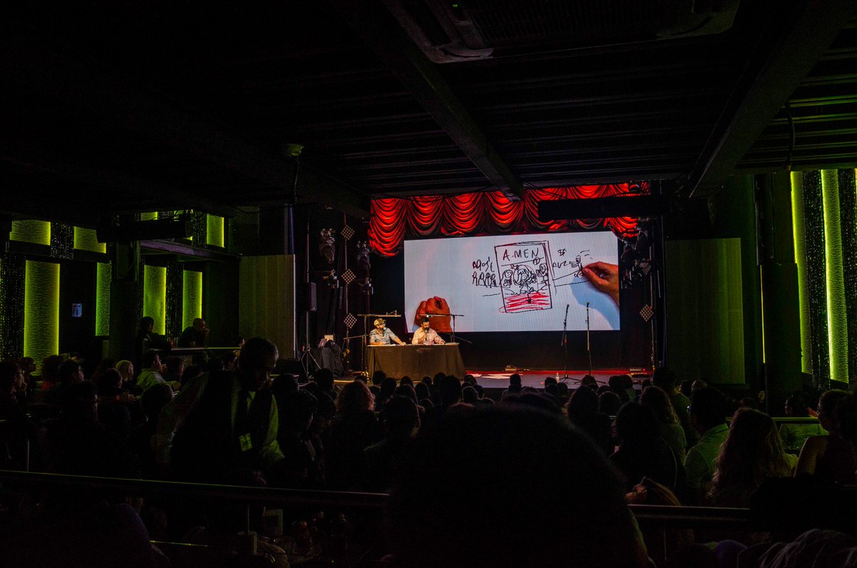 LiniersyMontt's tweet photo. Así se vivió el #standupilustrado en el la #CDMX @Foro1869 muchas gracias todos los que nos acompañaron, nos vemos muy pronto de vuelta!!! https://t.co/SwvggKgZmk