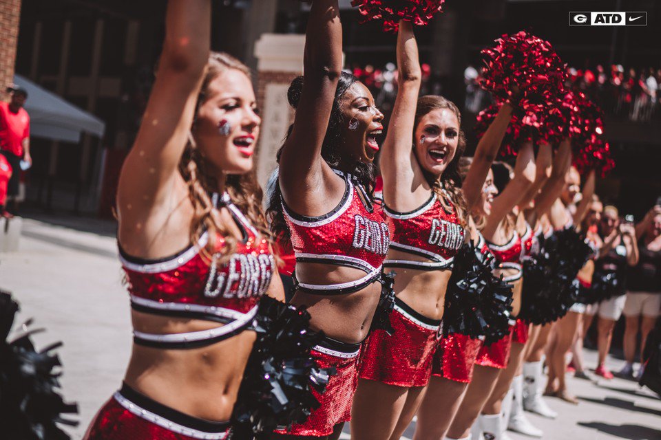 GeorgiaFootball's tweet photo. LIKE or RT to subscribe! Be the first to receive Georgia Football content.

#GoDawgs
#ATD #GeorgiaFootball https://t.co/SqwzfBv21V
